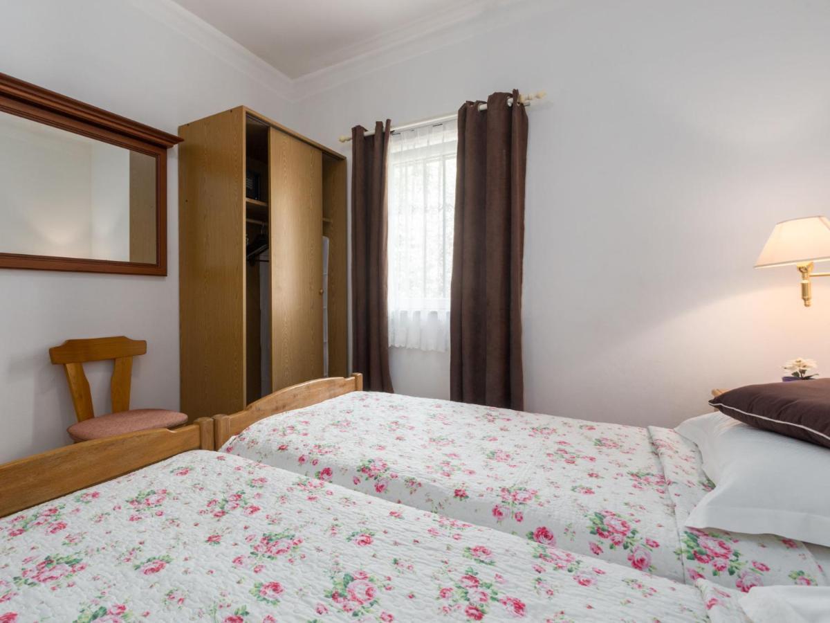 Apartment Nena - Prc426 By Interhome Nova Vas  Buitenkant foto